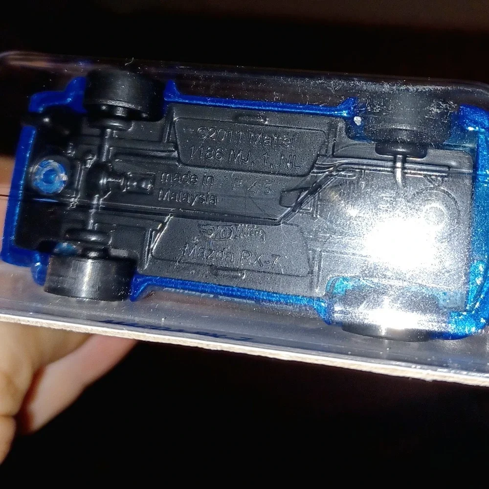 Hot Wheels Car Mazda RX-7 Blue Metallic J-Imports 97/250 Custom Racing
